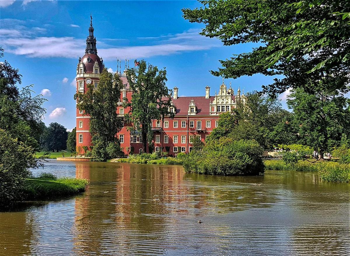 Ferienwohnung Im Gutshof Direkt Gegenueber Dem Schloss, Rhododendronpark Mit Terrasse Und Wlan Kromlau Екстериор снимка